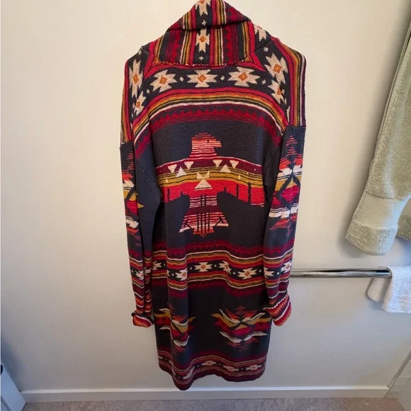 Faherty Organic Cotton Poncho - Southwestern Pattern - Picture 2 of 5